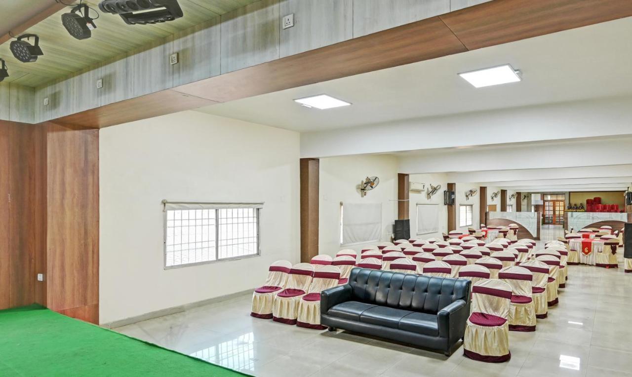 Treebo Trend Paradise Convention Rasulgarh Bhubaneswar Bagian luar foto